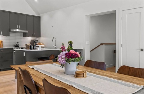 Canmore Condo | Mountain Retreat: Spacious 3BR w/Spectacular Views