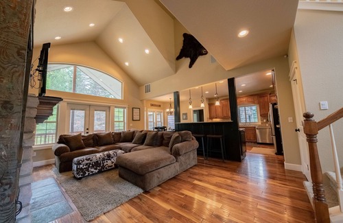 Tamarack Resort House | Mountain Retreat With Private Dock Close To Tamarack! Family Reunions Welcome!