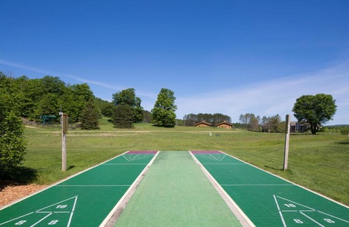 Boyne Falls Hotel | Mountain Run at Boyne