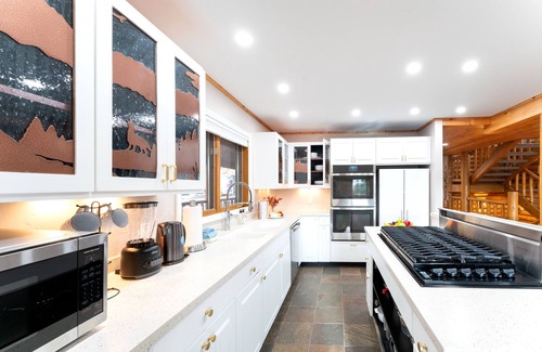 Whitefish House | Mountain Serenity and 8 Miles to Downtown Whitefish