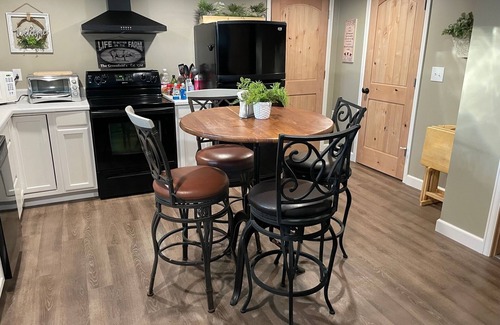 Berthoud House | Mountain View Acres Guest Suite