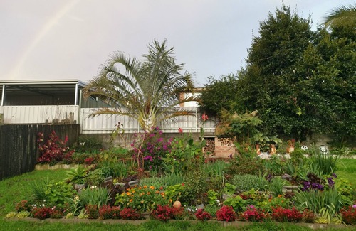 Catalina House | Mountain View Beach House Near Batemans Bay