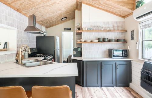 Old Fort Apartment | Mountain View Bungalow Near Breweries, Trails, Pool and Waterfalls
