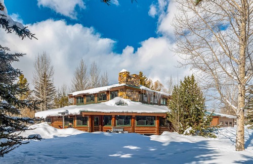 Wilson House | Mountain-view cabin with fireplace, hot tub, & grill - 30-day minimum