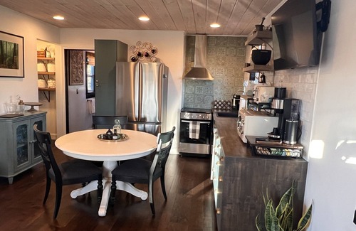 New Paltz Cottage | Mountain View escape