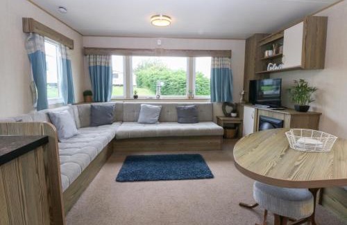 Rhyd-y-clafdy House | Mountain View
