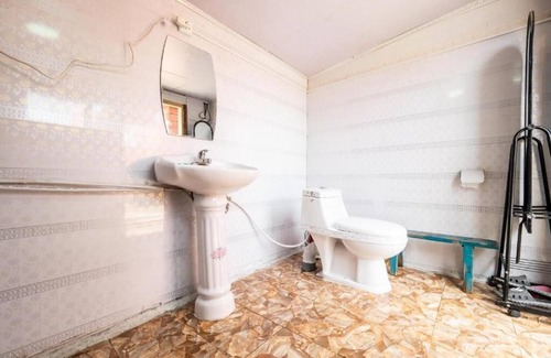 Moron House | Mountain View Guesthouse