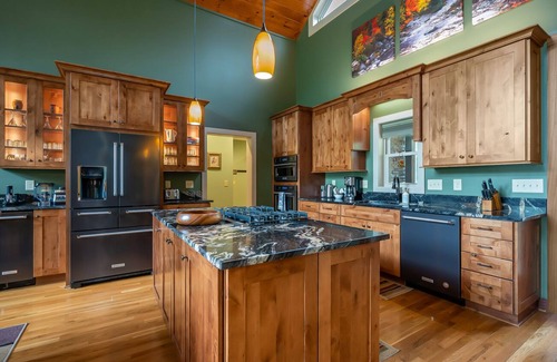 Lake Lure House | Mountain View Retreat | A Lake Lure Destination with Amazing Views