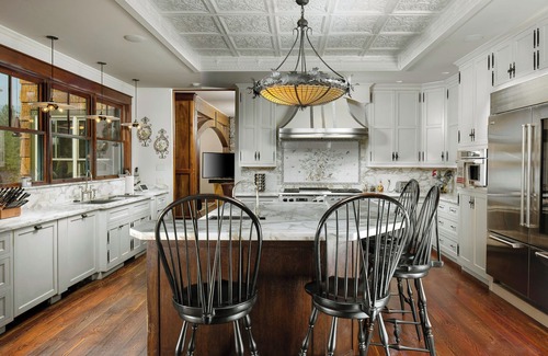 Superior Villa | Mountain View Villa - Alpine Falls Ranch