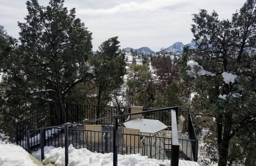Star Valley House | Mountain Views and Private Jacuzzi