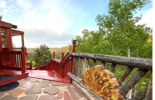 Shadow Mountain House | Mountain views, jacuzzi, deck, forest, wildlife