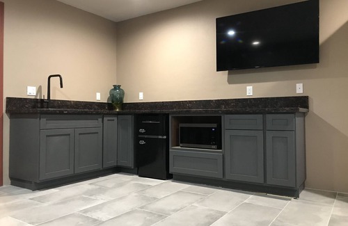 Tucson Apartment | Mountain View’s. Stunning Sunset’s. Outdoor Activities. Minutes From Downtown.