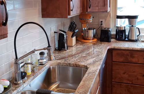 Northeast Colorado Springs House | Mountain Views! Beautifully remodeled, near South Gate of USAFA, Safe, Quiet
