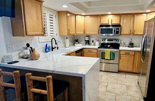 Paradise Valley Village Condo | Mountains, Golf, Sunsets!