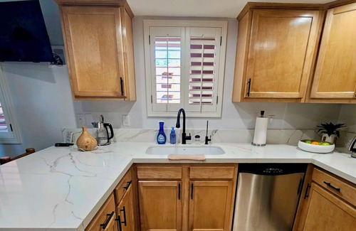 Paradise Valley Village Condo | Mountains, Golf, Sunsets!