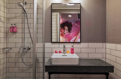 Ostend Hotel | MOXY Frankfurt East