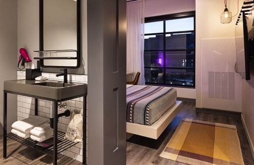 Old Market Hotel | Moxy Omaha Downtown