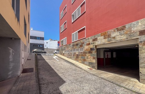 Moya Apartment | Moya Cool Flat - Parking & Mountain Views