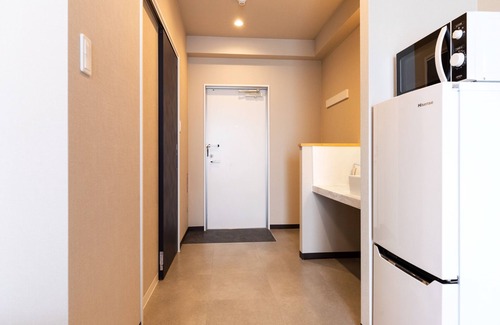 Chatan Hotel | Mr.KINJO in GRAND BLUE CHATAN
