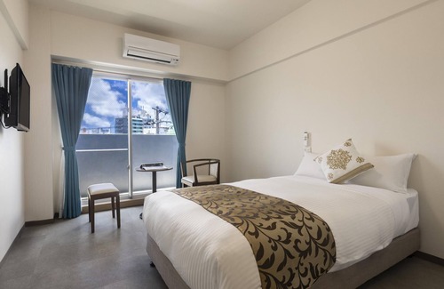 Naha City Centre House | Mr.KINJO in Miegusuku