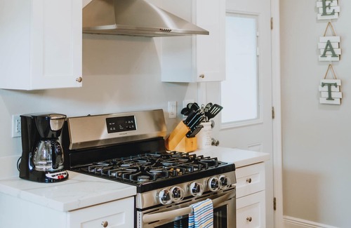 Biloxi House | Ms Annie's Coastal Hideaway - the perfect location in downtown Ocean Springs!