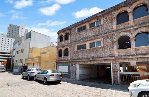 Downtown Queretaro Apartment | +MS +Espaciosa Suite +Zona Centro +Col. El Prado