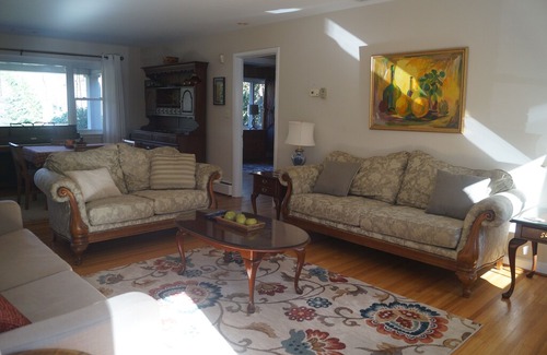 Hendersonville House | Mtn bikers, families, work groups w/pond/fishing/firepit/pingpong