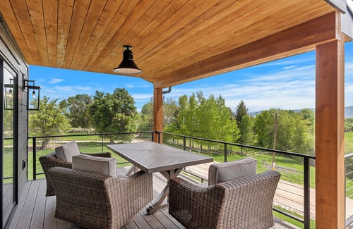 St. Charles Cabin | Mtn. Shadow Lodge North with Indoor Pool (Sleeps 38) by Bear Lake Luxury Rentals