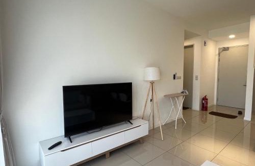 Putrajaya Apartment | MuciHOME Clio 3R2B, Putrajaya Condo Near to IOI City Mall, Alamanda, Hospital Serdang, Wetland Studio KRU dll- Non Smoking Home for Malaysian Only