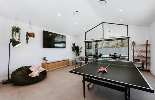 Central Mudgee House | Mudgee House - Grand Serenity for Gather & Play