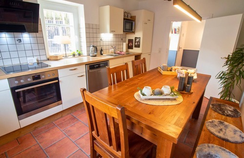 Lennestadt Apartment | Muehls-Sauerland near Elspe-Festival with garden, family & dog friendly