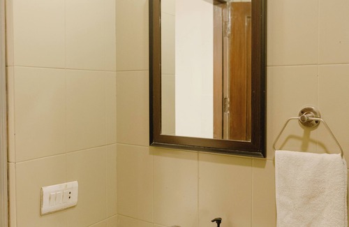 New Delhi Apartment | Mughal Splendor 3 BHK Hauz Khas 403