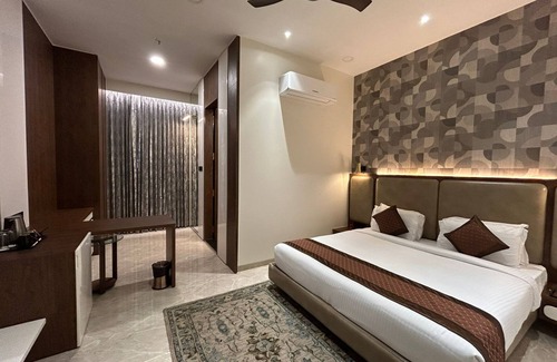 Raipur Hotel | Muhurat Hotel and Resort - Raipur