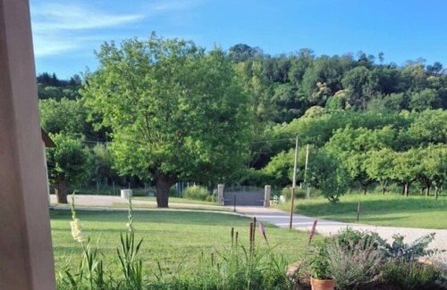 Cesena Apartment | Mulberry Hill: comfort in the early Cesena countryside.