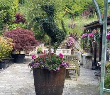 Burton House | Mulberry House Farm The Garden Room