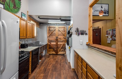 Mullan House | MULLAN HUNTER - SKI BIKE ATV - PETS - THE CLOSEST TO LOOKOUT PASS HIAWATHA!