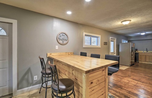 Mullens Cabin | Mullens Cabin w/Gas Grill & Mountain Views!