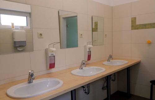 Koenigstein Apartment | Multi-bed room for 6 guests with 15m² in Königstein (270623)