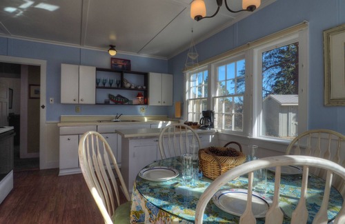 Estes Park Cabin | Murphy's Riverside Cottage – Vintage Cabin on the River, Mtn Views – 20-NCD0227