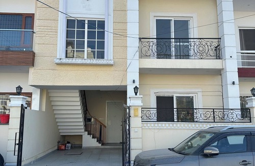 Bullawala House | Mussorrie View Homestay