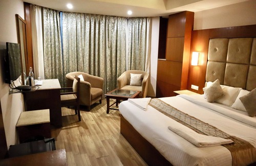 Khanapara Hotel | MW HOTEL