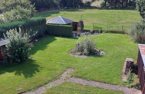 Godelheim Apartment | MW vacation apartment in Höxter/Weserbergland directly on the Weser.