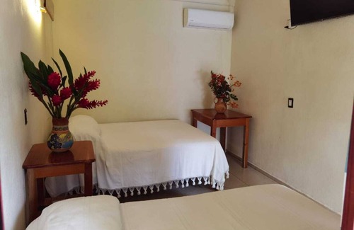 San Juan Bautista Valle Nacional House | Hniu LI Valle Nacional