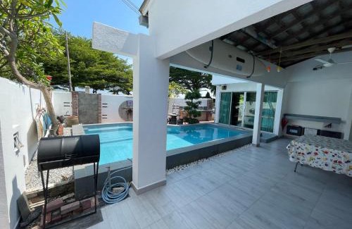 Taman Tanjung Villa | My Beach Villa