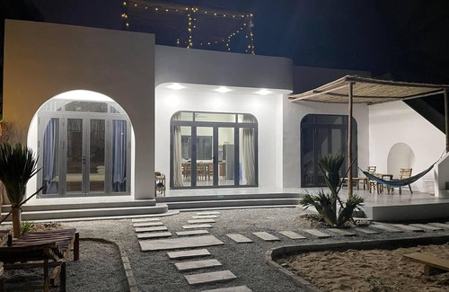 Phan Rang House | My Hoa Oceanfront Home