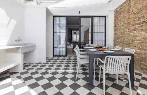 Patraix Apartment | My Loft 4 You Patraix Style