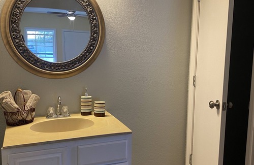 West San Antonio Apartment | My lovely 1 bed private studio with kitchenette