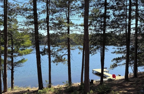 Hazelhurst House | MY T Pine Acres Lake View