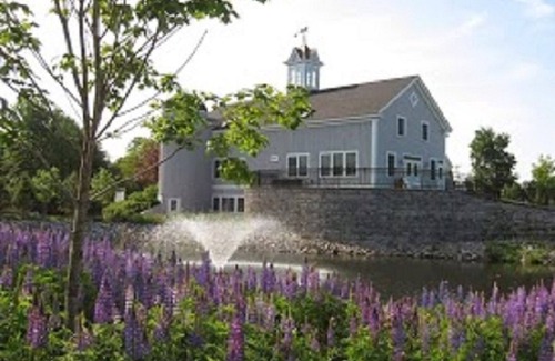 Summer Village Cottage | MyDreamComeTrue-Cottage 101-Summer Village-2 miles from beach-Book now for 2025