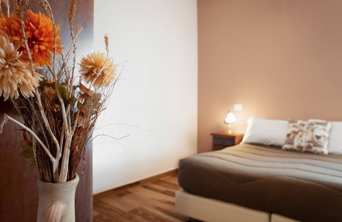 Fiumicino Bed & Breakfast | Myricae Guest House is located in an elegant 80s villa